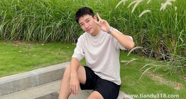 賈乃亮、李小璐退出偷稅被罰公司