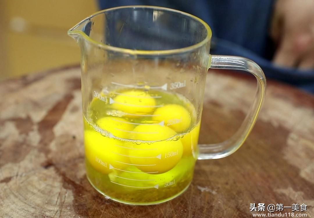 雞蛋羹的做法(雞蛋羹怎么做)(圖1) 雞蛋羹的做法(雞蛋羹怎么做)(圖1)