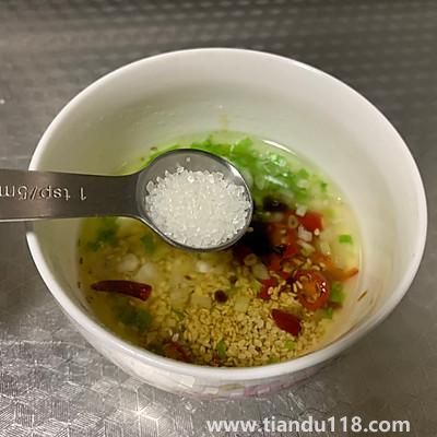 涼拌金針菇的做法(涼拌金針菇怎么做)(圖9) 涼拌金針菇的做法(涼拌金針菇怎么做)(圖9)