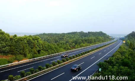 2022年國慶開車去長(zhǎng)沙會(huì)堵嗎(國慶開車去長(zhǎng)沙要注意什么)(圖2) 2022年國慶開車去長(zhǎng)沙會(huì)堵嗎2