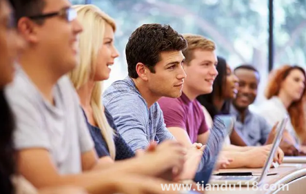 大學(xué)開學(xué)要不要貧困證明(大學(xué)里面的貧困證明怎么開)(圖3) 大學(xué)開學(xué)要不要貧困證明3