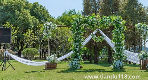 結(jié)婚早上6-7時出門過門是幾點(結(jié)婚進(jìn)門出時間怎么算)(圖1) 結(jié)婚早上6-7時出門過門是幾點1