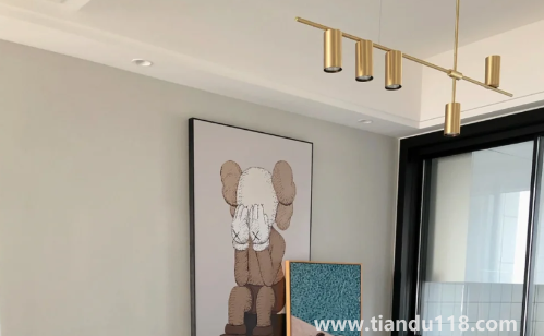 房子吊頂頂上可以不粉刷嗎(吊頂和不吊頂?shù)膮^(qū)別)(圖3) 房子吊頂頂上可以不粉刷嗎3