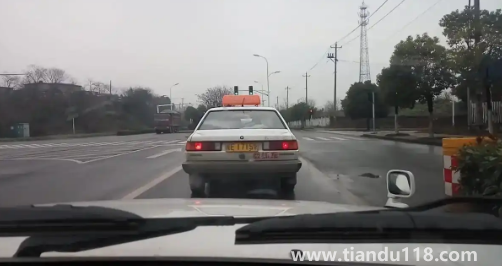 科目三合格率是內(nèi)定的嗎(科目三給塞錢的暗語(yǔ))(圖1) 科目三合格率是內(nèi)定的嗎1