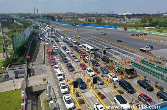 2022年國慶節(jié)高速公路免費是幾號到幾號（國慶節(jié)高速通行注意事項）