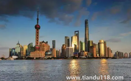 2022年上海10月份是冷是熱（10月份去上海穿什么合適）