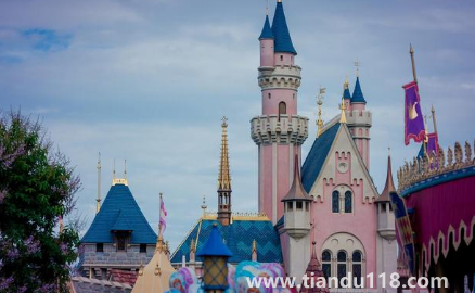 2022萬圣節(jié)上海迪士尼幾點(diǎn)關(guān)門時(shí)間幾點(diǎn)開門2