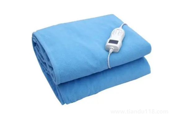 睡電熱毯可以裸睡嗎(電熱毯使用注意事項)(圖3) 睡電熱毯可以裸睡嗎3
