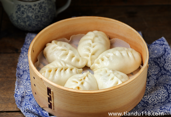 包子蒸好后是立馬掀鍋還是等會(huì)再掀鍋(蒸包子蓬松的技巧)(圖3) 包子蒸好后是立馬掀鍋還是等會(huì)再掀鍋3
