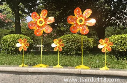 轉(zhuǎn)運(yùn)風(fēng)車向室內(nèi)還是室外（如何利用風(fēng)車催旺各項(xiàng)運(yùn)勢）