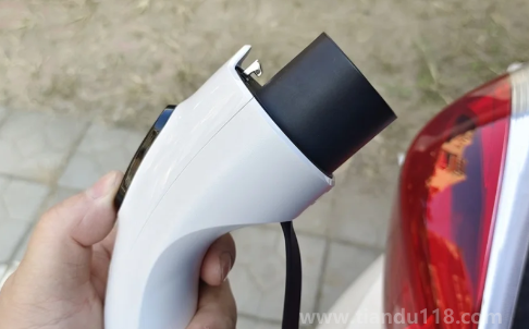 公牛新能源隨車充怎么樣（公牛隨車充評(píng)測）